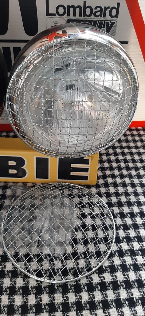 Gril beschermkap ,vintage,  17 cm met bevestiging, Huis en Inrichting, Ophalen of Verzenden, Nieuw, Metaal of Aluminium