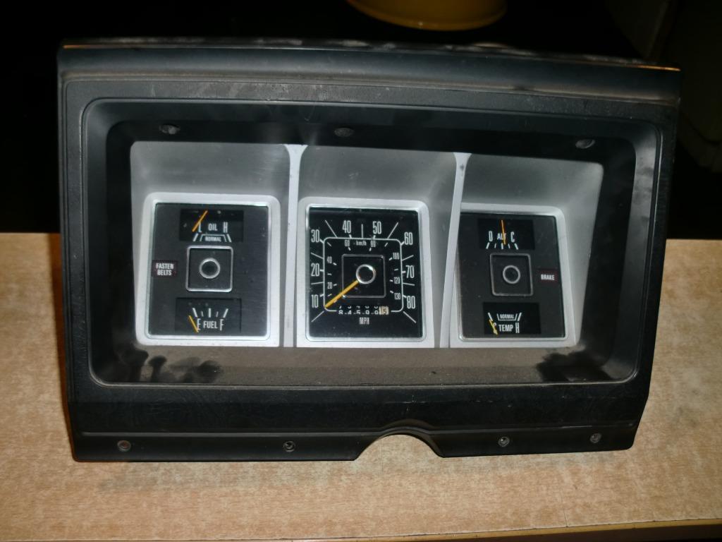 teller dashboard klok ford econoline E150 1977 L6 motor, Auto-onderdelen, Ophalen of Verzenden, Gebruikt, Overige automerken