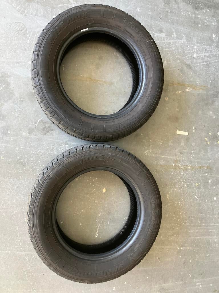Banden 2 stuks windforce 205/65 R16C (als nieuw), Ophalen of Verzenden, Zo goed als nieuw