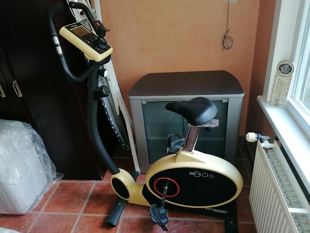 Hometrainer Bremshey Sport Bf3, Ophalen, Kunststof, Gebruikt, Buik
