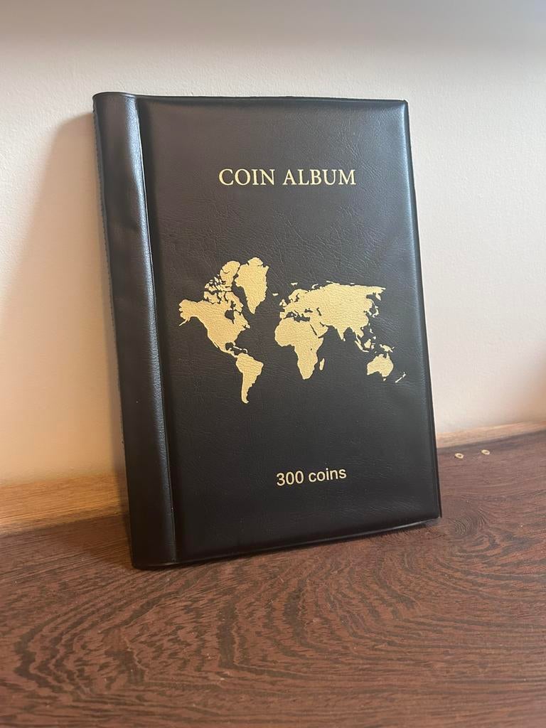 Muntenboek – 300 Munten – 2 Verschillende Groottes Vakjes, Ophalen of Verzenden