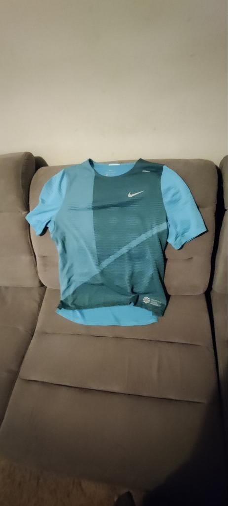 T-shirt de Running Nike Dri-FIT ADV - Taille M - Bleu/Vert, Ophalen of Verzenden, Blauw