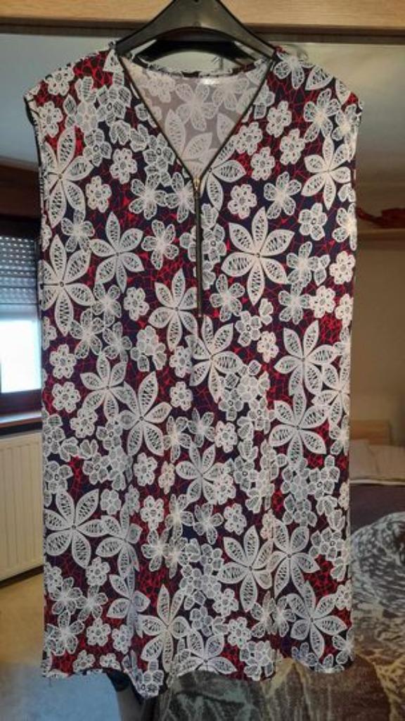 Tunique imprimée fleurs, Autre, Taille 38/40 (M), Enlèvement ou Envoi, Comme neuf