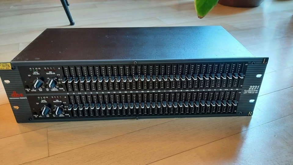 Dbx 2231 equalizer, Enlèvement, Utilisé