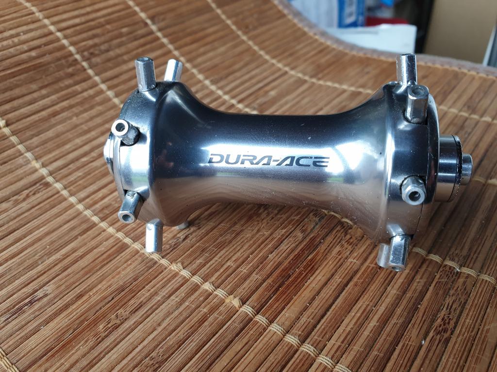 Voornaaf shimano Dura-Ace, Fietsen en Brommers, Fietsonderdelen, Ophalen of Verzenden, Zo goed als nieuw, Wiel, Shimano Dura Ace