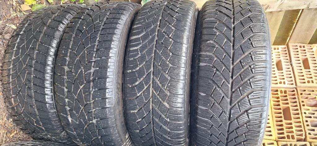 Set winterbanden op velg 205 60 R16, Auto-onderdelen, Banden en Velgen, Ophalen, Gebruikt, 16 inch, Banden en Velgen