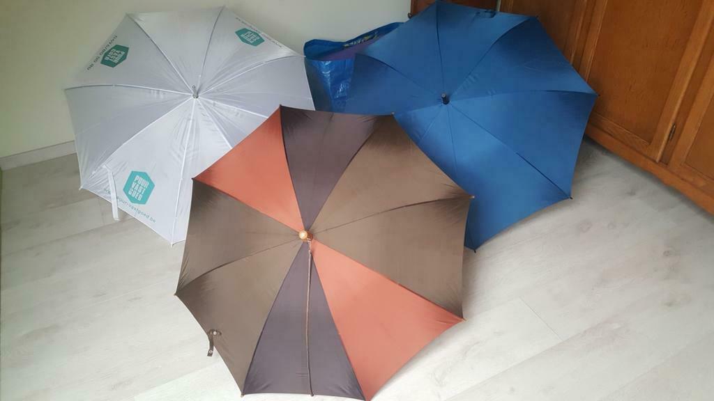 Paraplu's, Ophalen, Nieuw