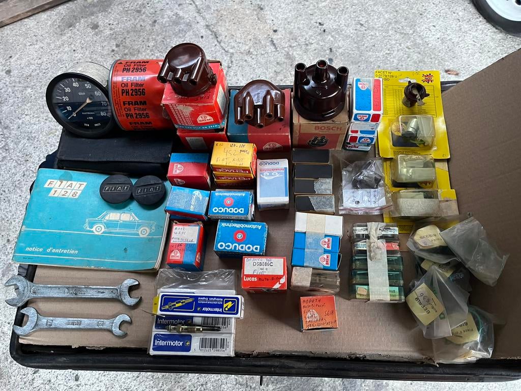Pièces voiture italienne, Enlèvement ou Envoi, Neuf