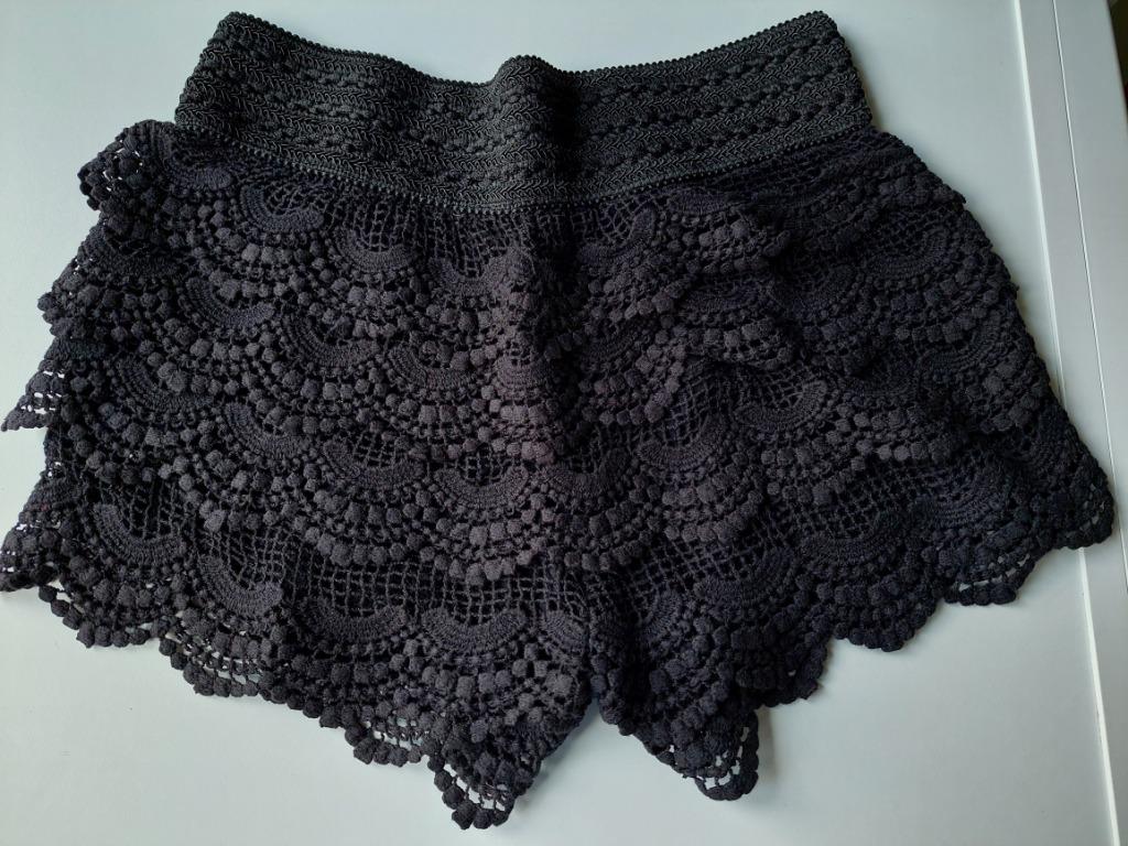 Zwart shortje taille unique, Maat 38/40 (M), Kort, Zwart, Ophalen of Verzenden