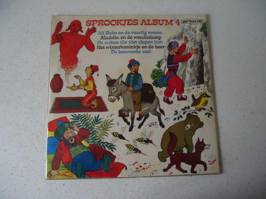 Vintage LP "SprookjesAlbum 4" anno 1970., Enlèvement ou Envoi, Utilisé, Fable ou Conte (de fées)