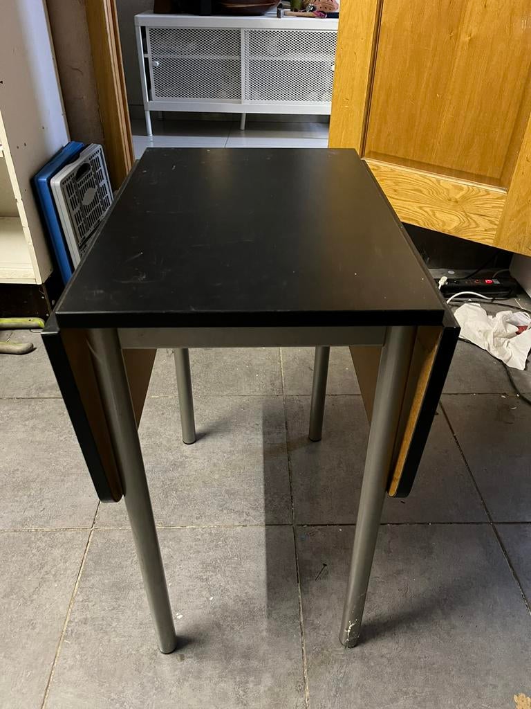 Zwarte opklapbare tafel, Ophalen, Zo goed als nieuw