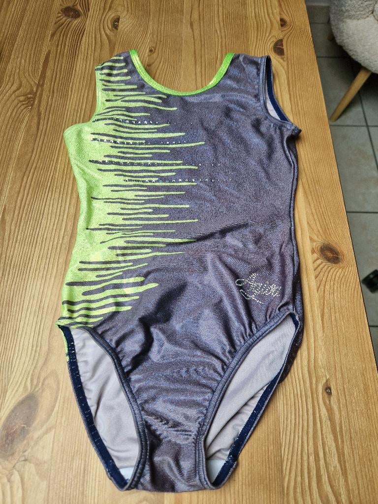 10-jarige gymnastiekoutfit, Kindermaat 122 t/m 140, Ophalen, Gebruikt, Turnpak(je)