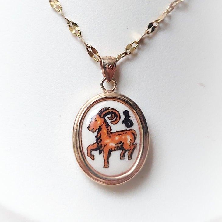 Vintage Hanger 14k Volgoud met Limoges - Zodiac: Ram, Neuf, Enlèvement ou Envoi, Or, Or