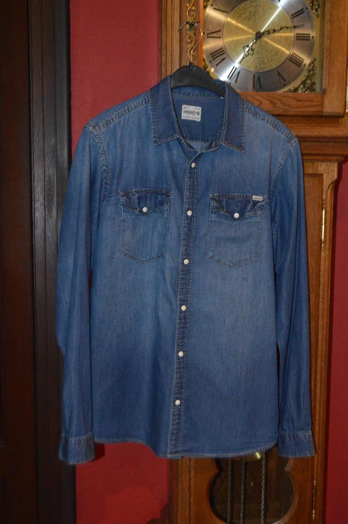 „Jack & Jones” shirt in blauwe spijkerbroek Maat M als NIEUW, Kleding | Heren, Overhemden, Zo goed als nieuw, Halswijdte 39/40 (M)
