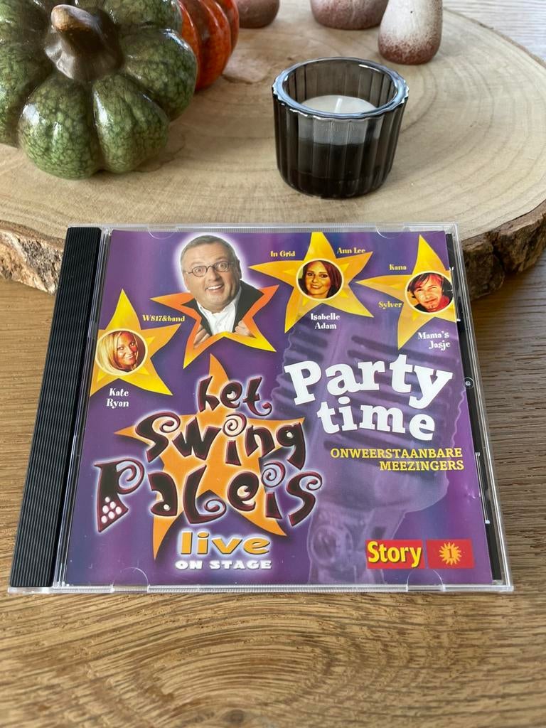 CD Het Swingpaleis Party Time, Cd's en Dvd's, Ophalen of Verzenden, Gebruikt