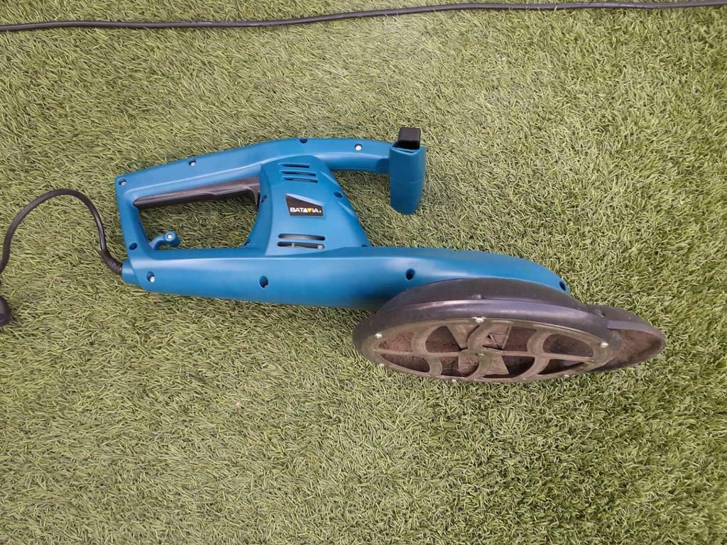 Taille-haie Batavia Buis en parfait état 2x d'occasion, Jardin & Terrasse, Outils à main, Enlèvement, Comme neuf