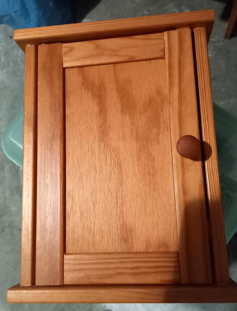 Boite à clefs en bois, Enlèvement, Utilisé