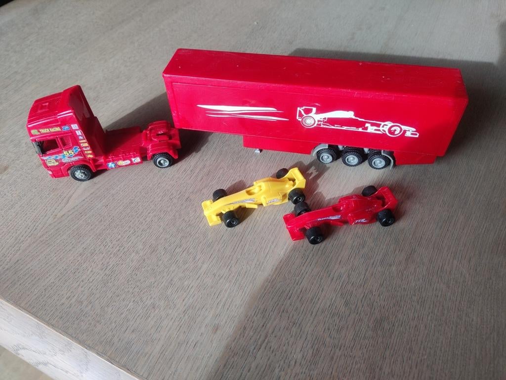 Racing truck / vrachtwagen met race auto's, Ophalen, Gebruikt