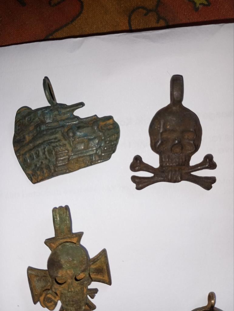Amuletten, ww1-2, brons, Ophalen of Verzenden, Brons