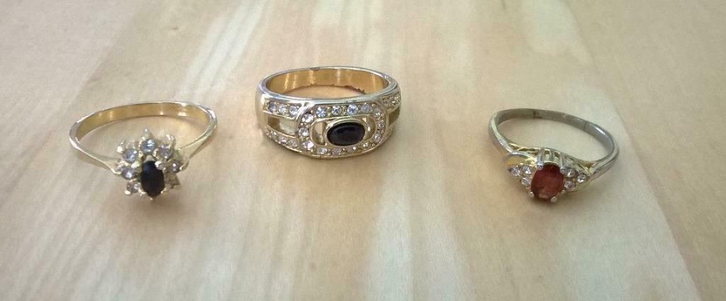 3 bagues en or plaqué, strass et pierre, Enlèvement ou Envoi, 18 à 19, Or, Utilisé