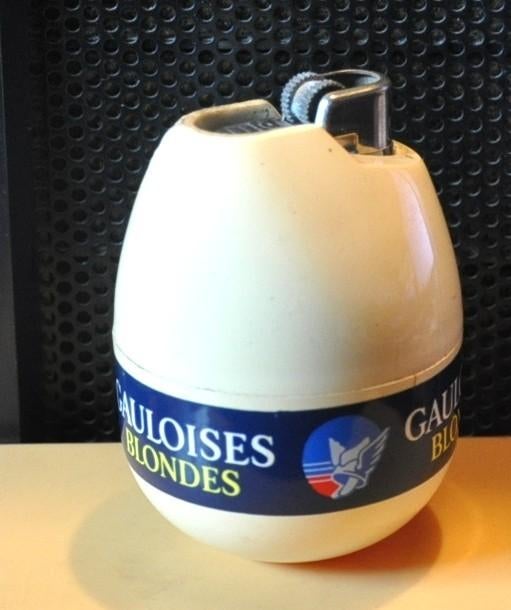 support de briquet vintage avec publicité gauloise, Enlèvement ou Envoi, Utilisé, Briquet