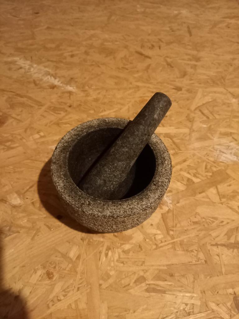 Vijzel met stamper, Huis en Inrichting, Ophalen of Verzenden, Zo goed als nieuw