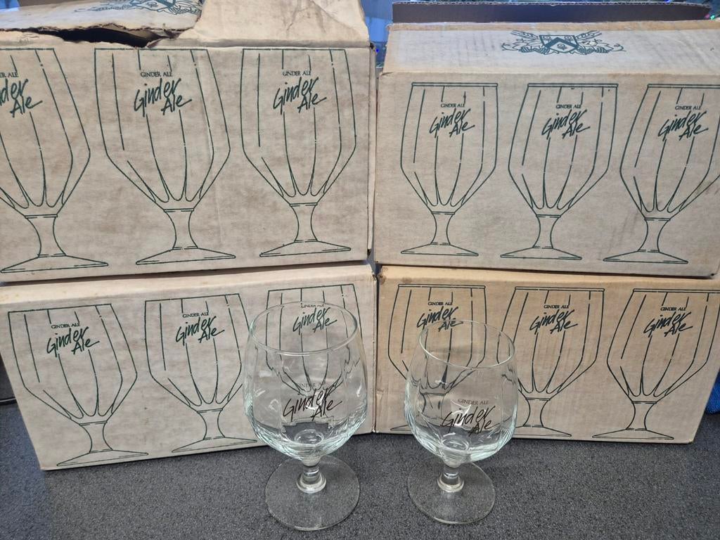 Bierglazen Ginder Ale, Verzamelen, Biermerken, Ophalen