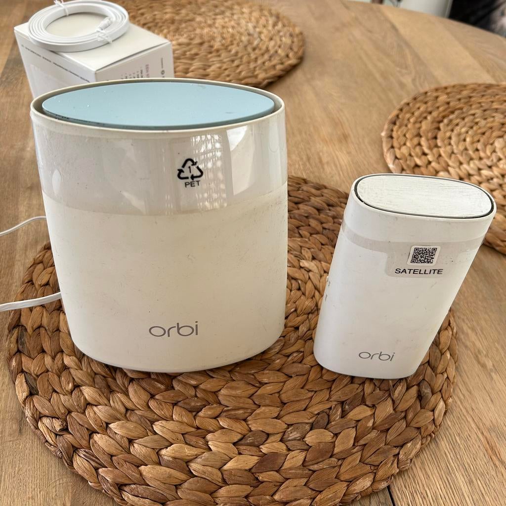 Orbi netgear wifi netwerk versterker, Computers en Software, Ophalen, Zo goed als nieuw