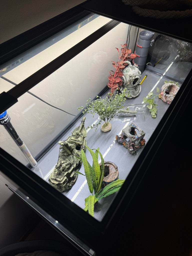 Aquarium rechthoekig, Ophalen, Zo goed als nieuw, Verlichting
