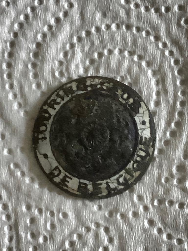 emaille pin badge touring-club de belgique  johnson milano, Enlèvement ou Envoi, Utilisé