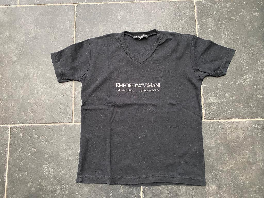 Zwart t-shirt Armani, maat S, in prima gedragen staat, Armani, Zwart, Ophalen of Verzenden, Korte mouw