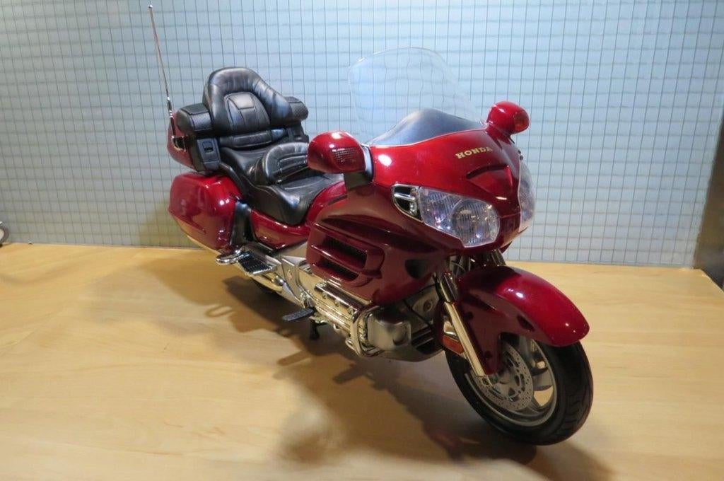 Honda GL1800 Goldwing 1:6 76264 45 x 23 cm, Enlèvement ou Envoi, Neuf, 1:5 à 1:8, Moteur