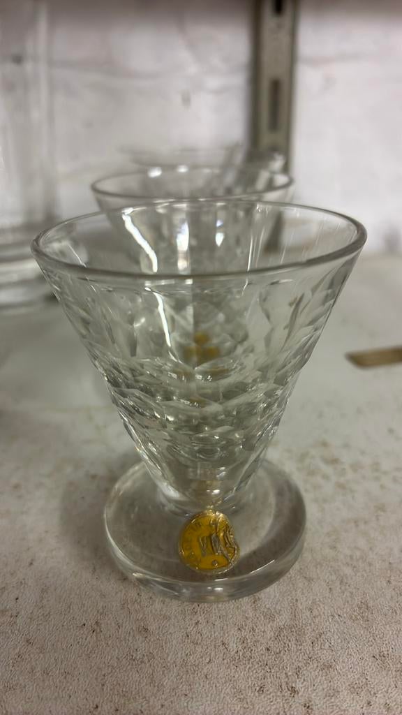 4 petits verres de chiens de sorcellerie, Enlèvement ou Envoi