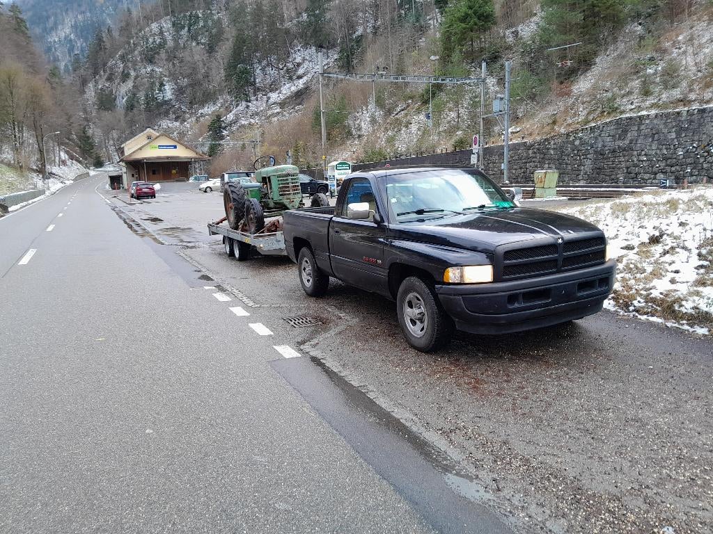 Dodge Ram 1500 V8, Autos, Achat, Attache-remorque, Tissu, 2200 kg