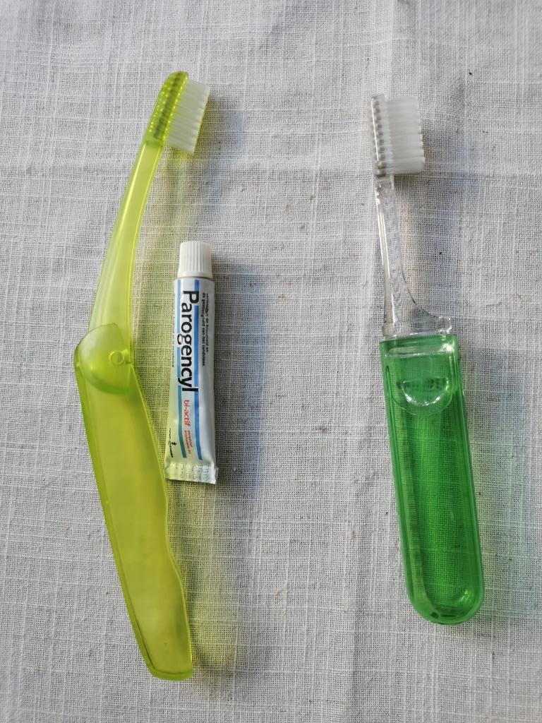 Reistandenborstel vouwbare tandenborstel voor op reis. Nieuw, Enlèvement ou Envoi, Neuf, Brosse à dents