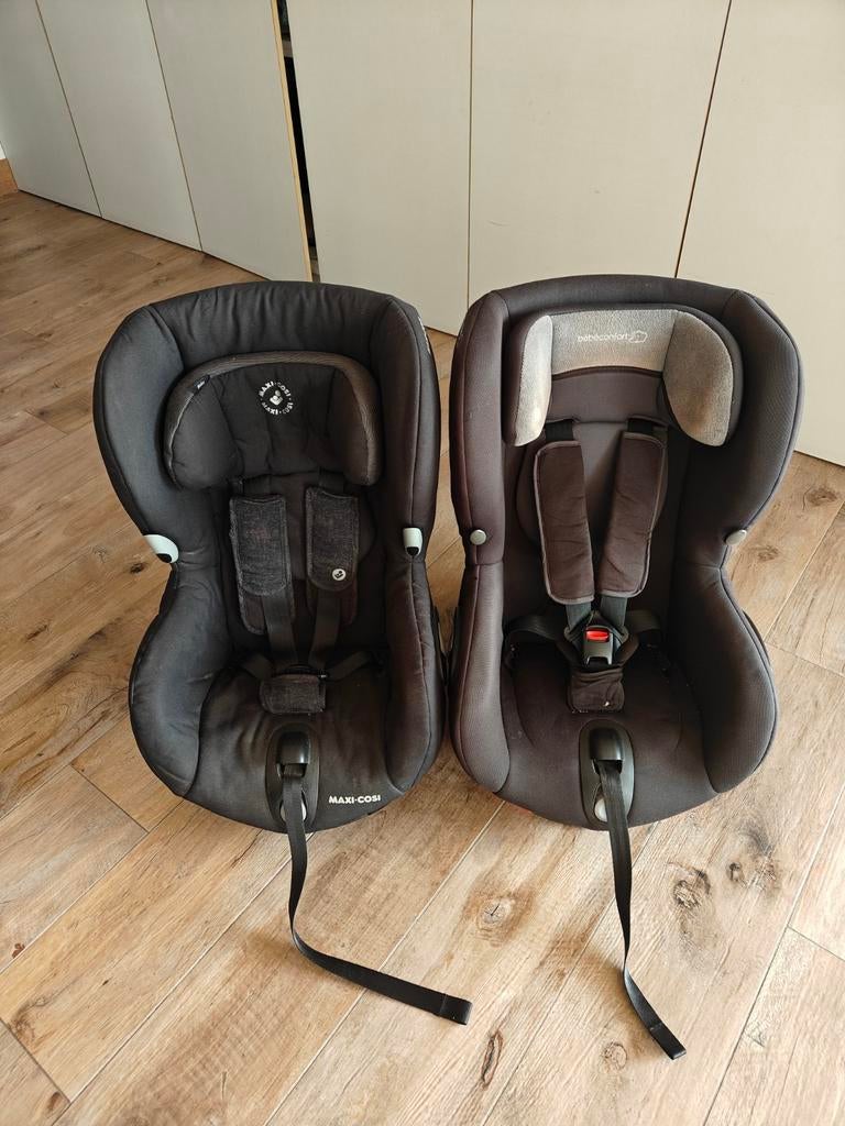 Twee autostoelen maxi Cosi Axiss + extra hoes is, Ophalen, Maxi-Cosi, Autogordel