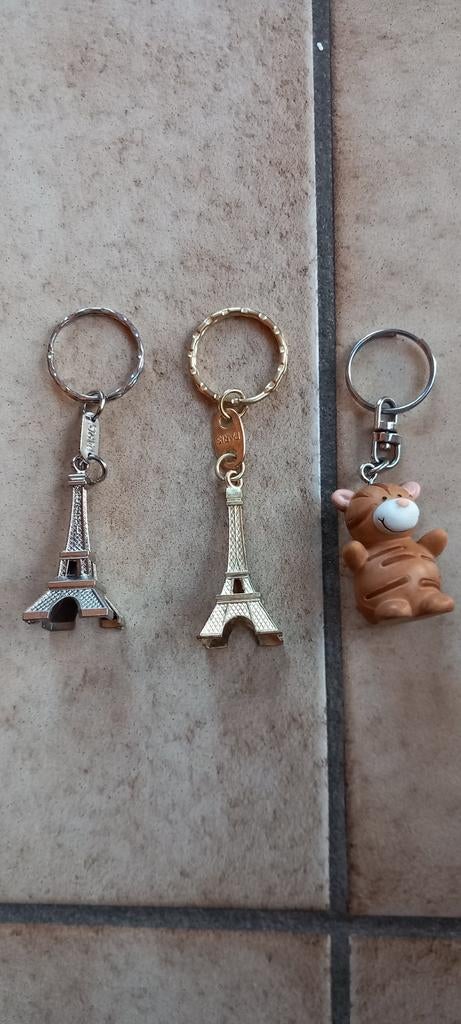 Sleutelhangers vos, koe, beertje Nici, Eifeltoren Parijs, Verzamelen, Ophalen of Verzenden, Nieuw