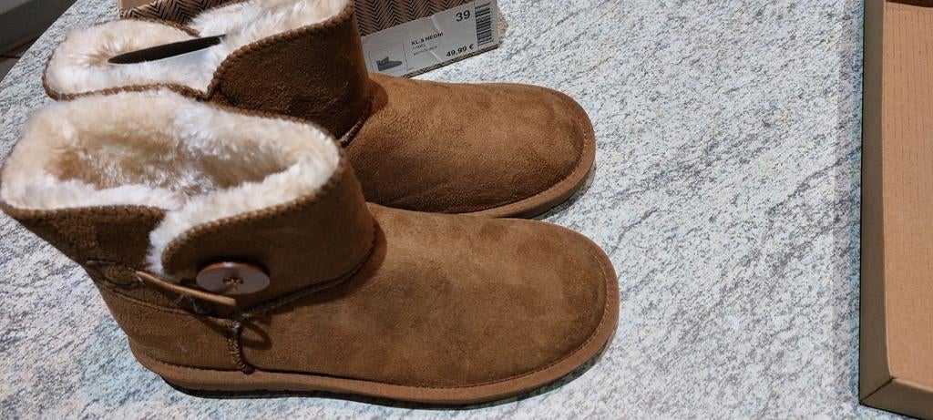 NIEUWE winterlaarsjes maat 39, Kleding | Dames, Ophalen of Verzenden, Nieuw