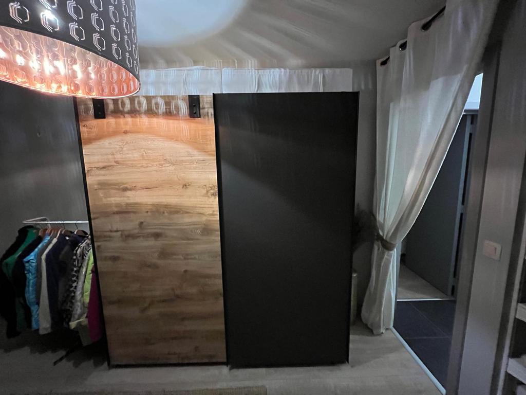 Kledingkast, Ophalen, Gebruikt, 200 cm of meer, 150 tot 200 cm