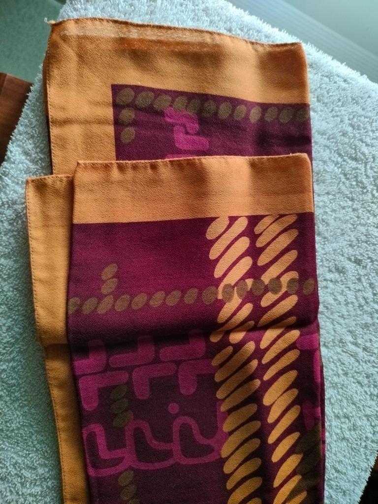 sjaal nylon oranje bordeau, Enlèvement ou Envoi, Comme neuf, Écharpe