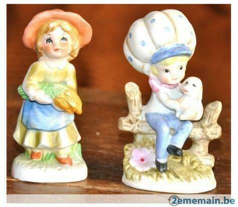 2 statuettes en biscuit capodimonte, Enlèvement ou Envoi