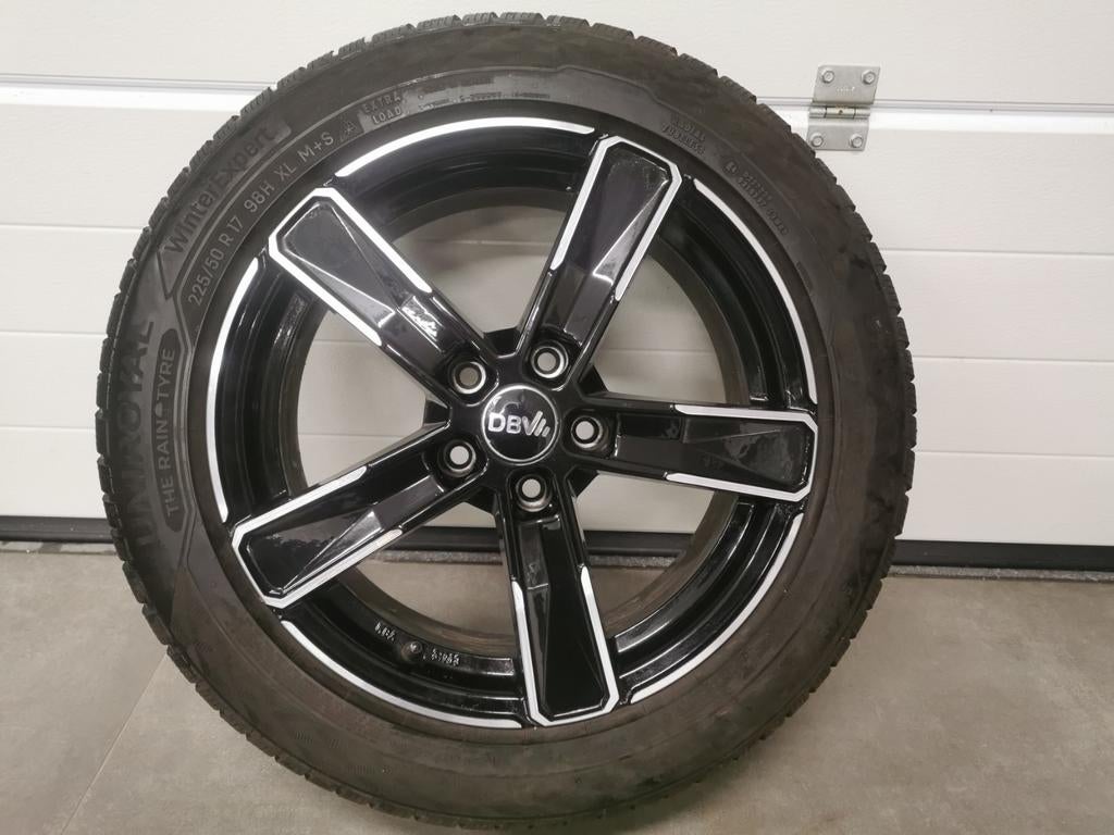 Kit hiver Volkswagen Audi seat 17'', Autos : Pièces & Accessoires, Pneus et Jantes, Pneus hiver, Véhicule de tourisme, 17 pouces