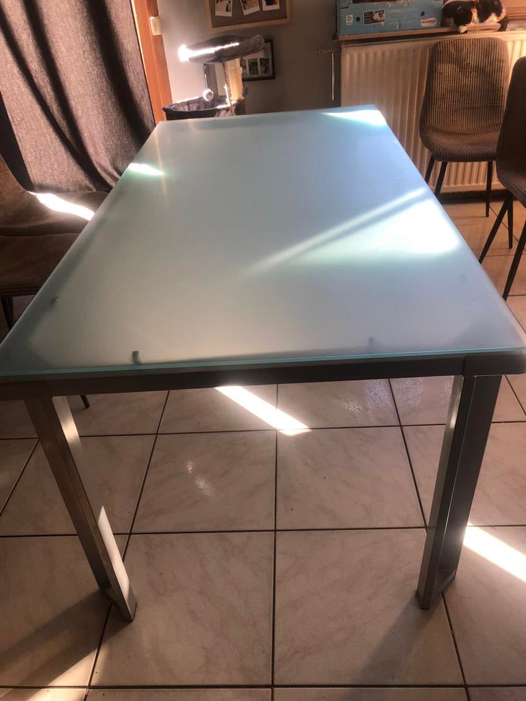 Tafel in de woonkamer, Ophalen, Gebruikt, 50 tot 100 cm, Glas