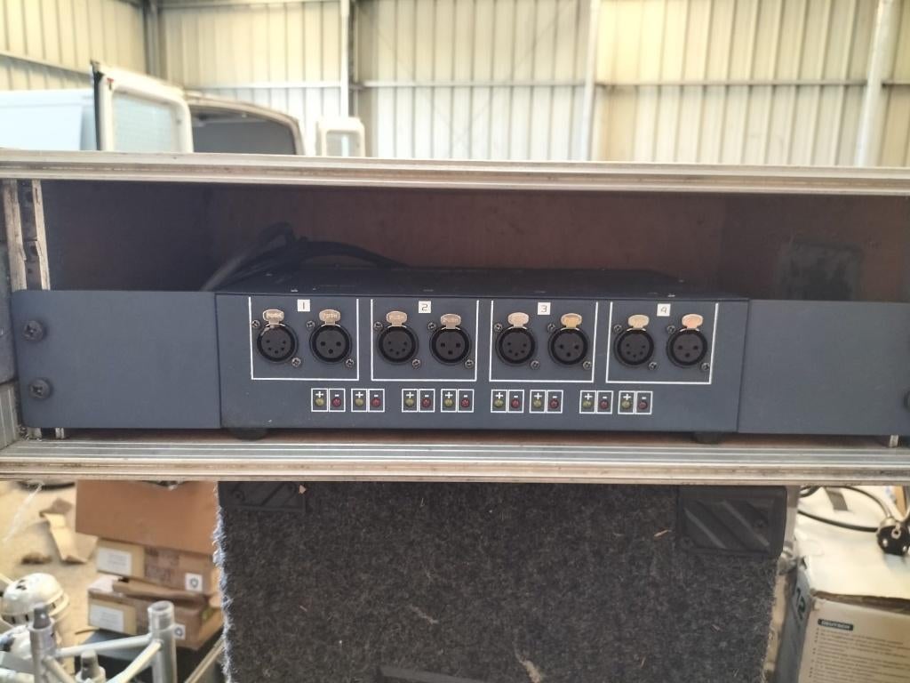 Splitter XLR 4 canaux, Enlèvement, Comme neuf