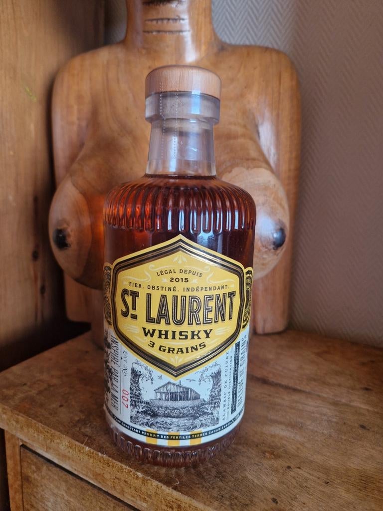 Canadese whisky van Saint Laurent, Ophalen of Verzenden