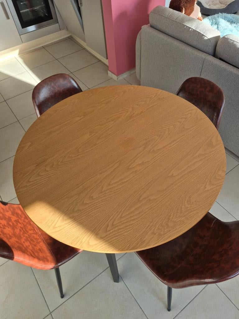 Table ronde et 4 chaises, Enlèvement, Comme neuf