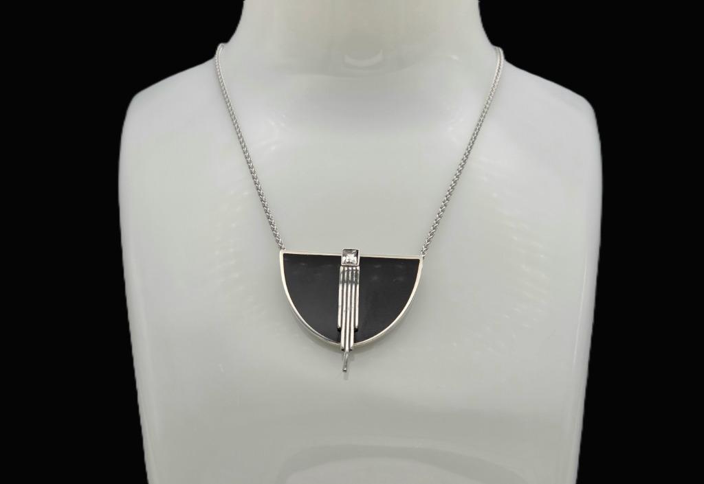 Zilveren Art Deco hanger onyx en swarovski ketting. 2025/711, Overige voorstellingen, Zwart, Nieuw, Zilver