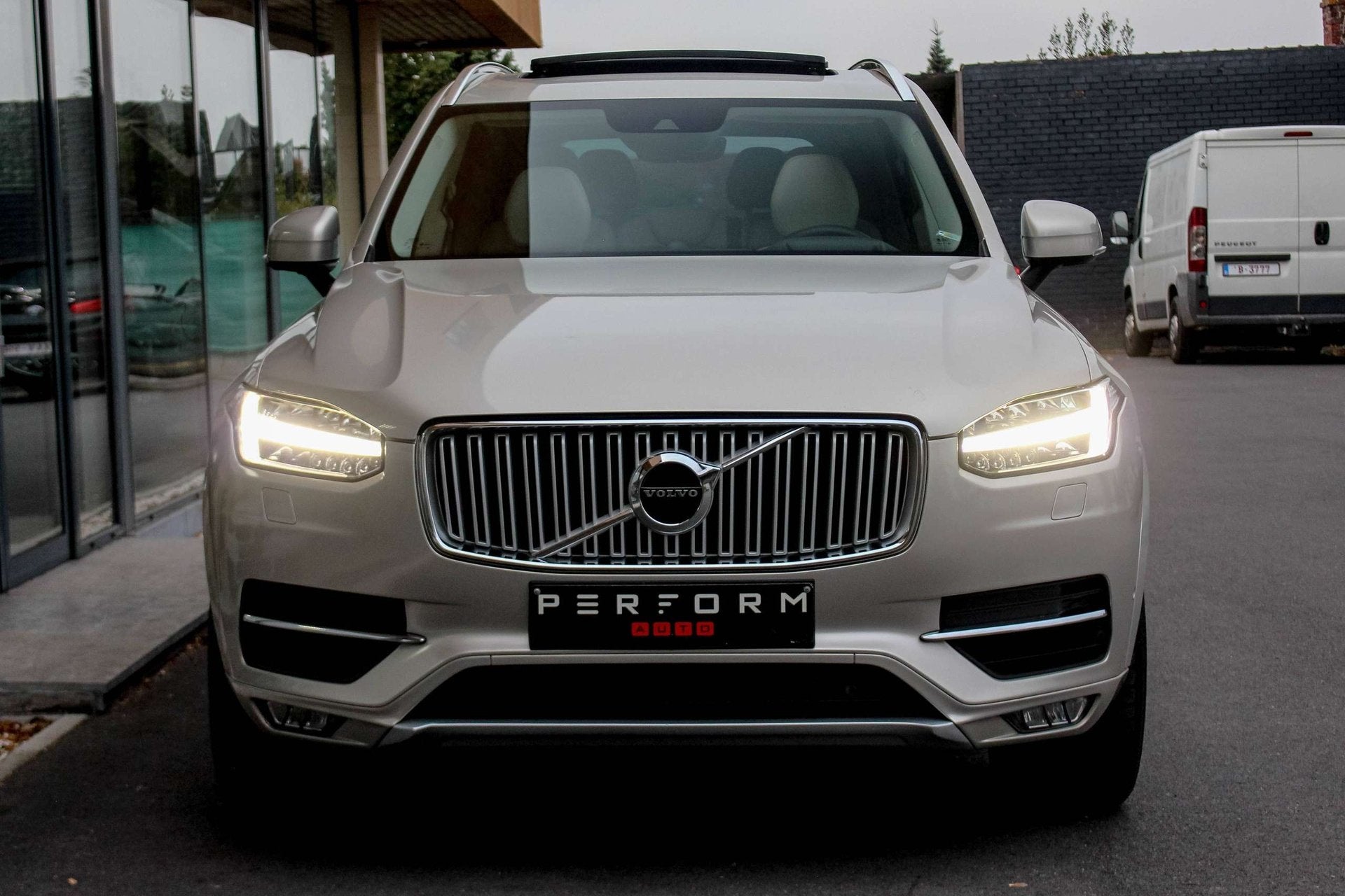 Volvo XC90 2.0d D5*4x4*7 ZIT*INSCRIPTION*B&WILKINS*, Auto's, Dealer onderhouden, Gebruikt, 1969 cc, 7 zetels