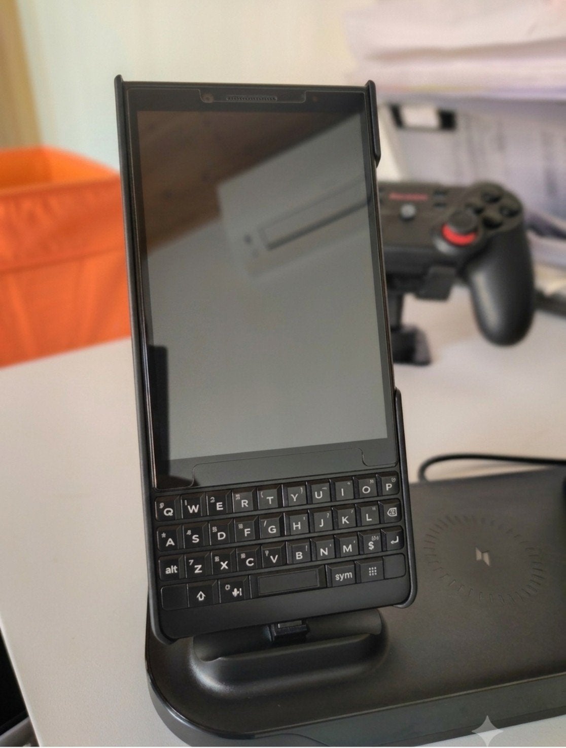 Blackberry Key2, Télécoms, Enlèvement