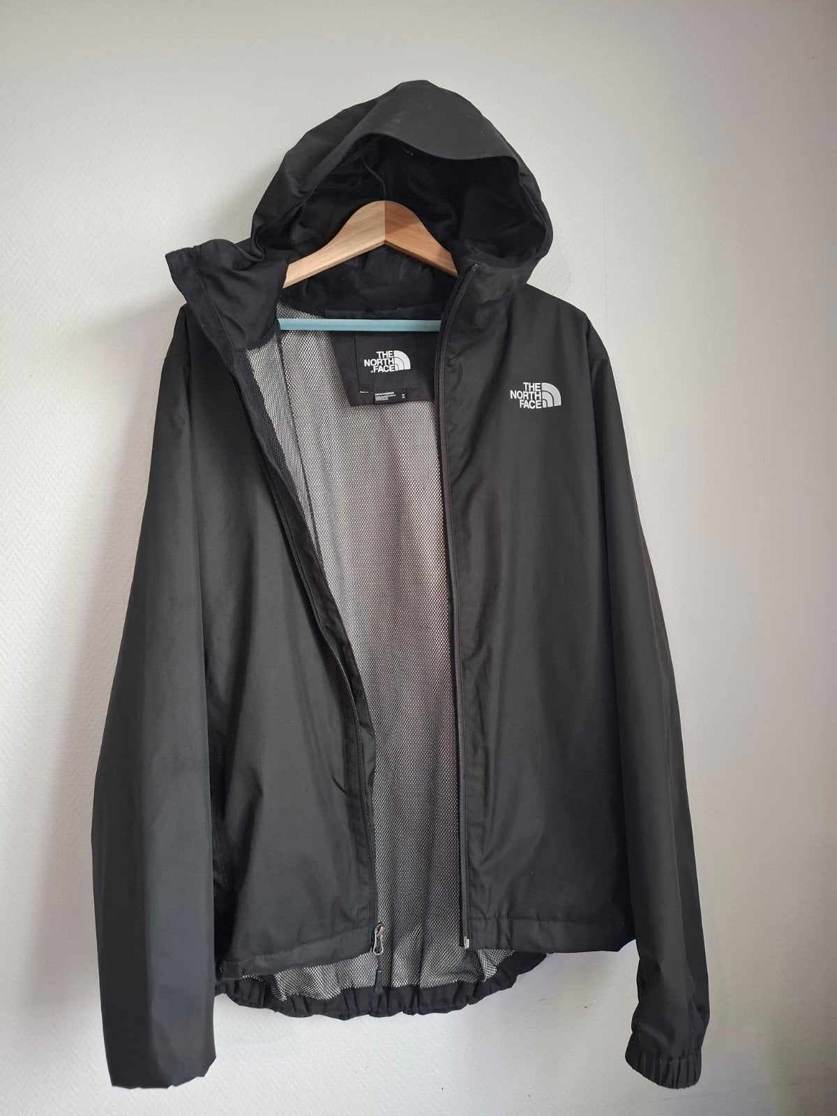 North Face jas - maat M - in goede staat, Vêtements | Hommes, Vestes | Été, Enlèvement, Porté, Noir, The north face